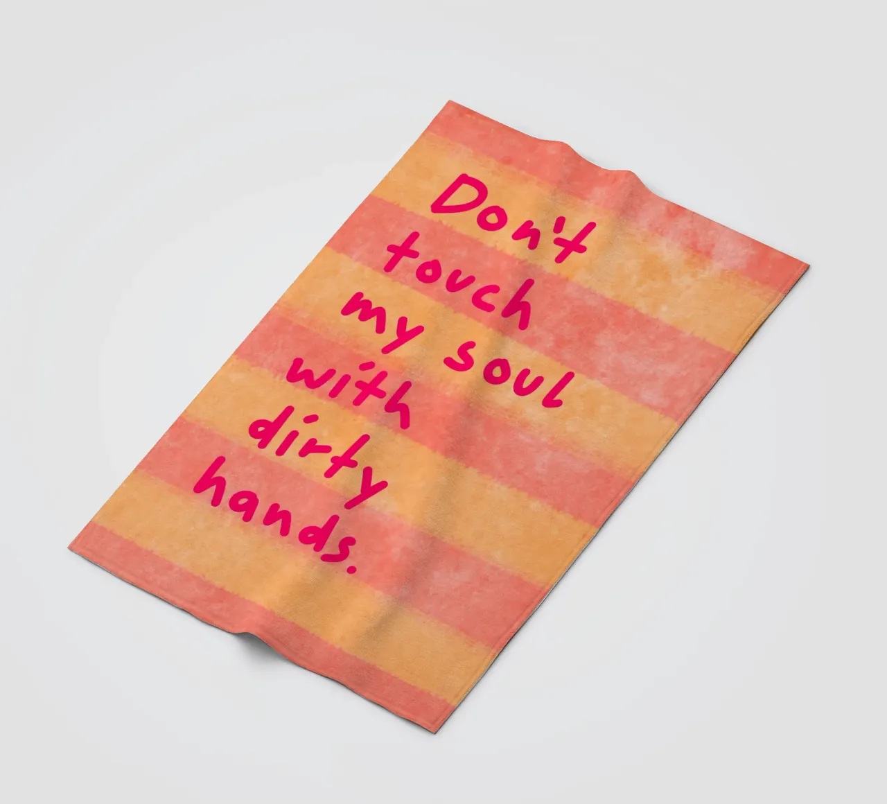 Don't touch my soul with dirty hands coperta in pile da Illustration Raissa Oltmanns
