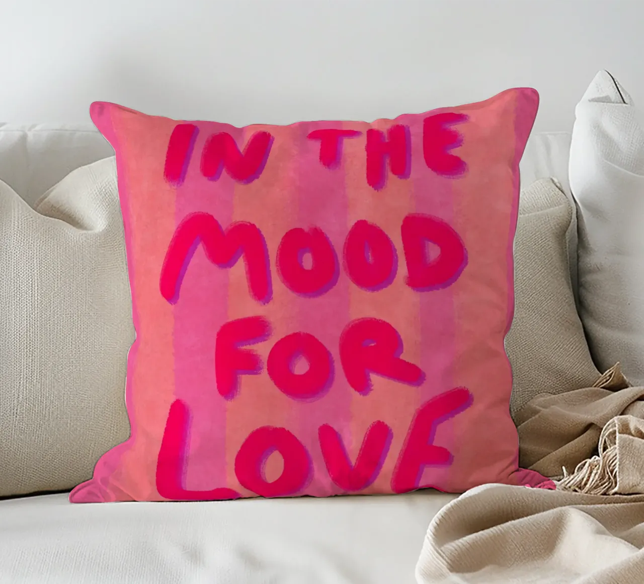 In the Mood for Love cuscino da Illustration Raissa Oltmanns
