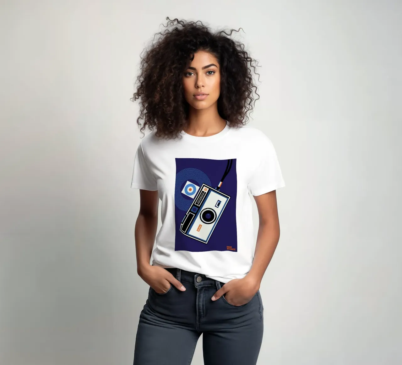 Icons Kodak Instamatic t-shirt da Bo Lundberg