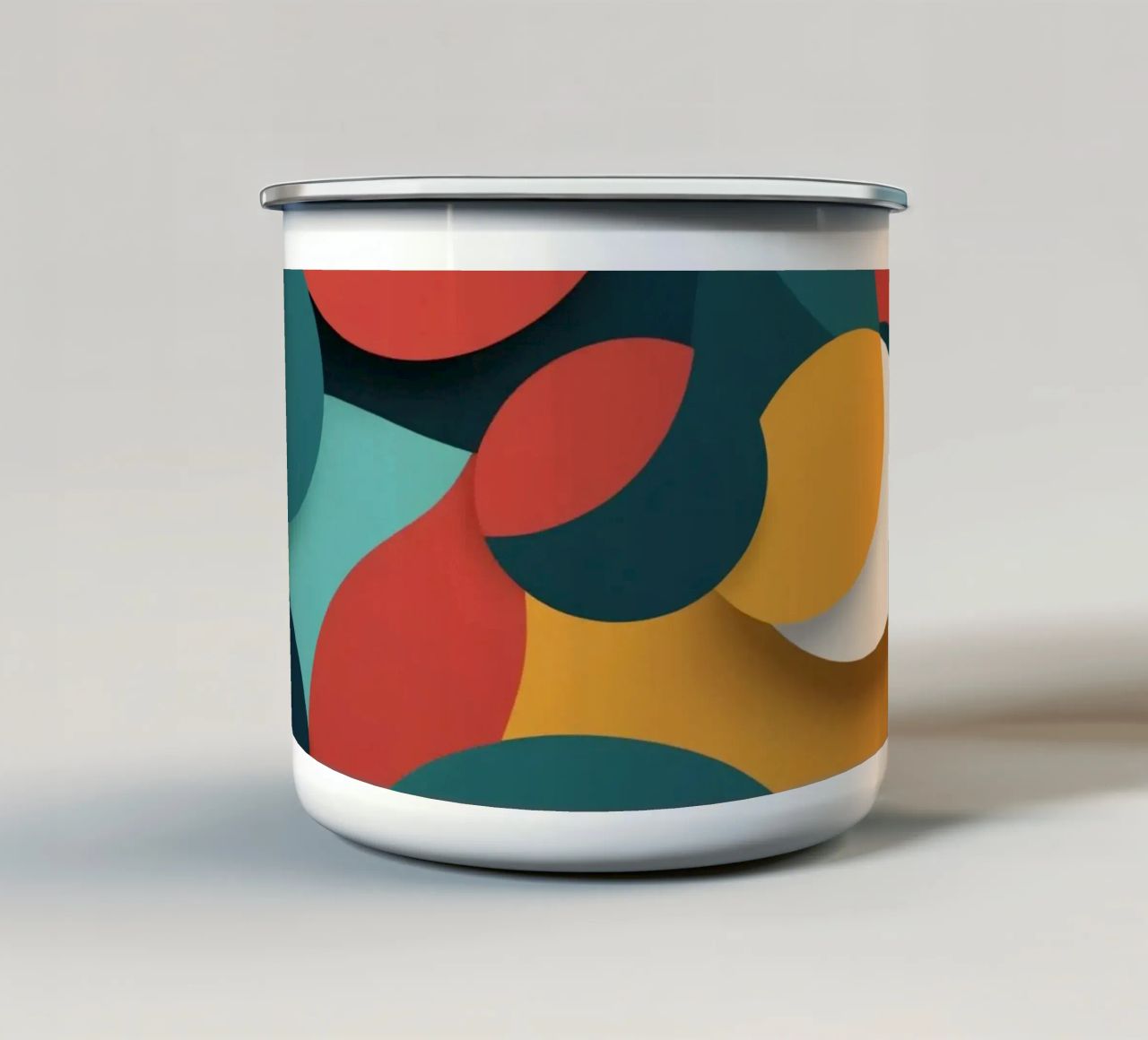 Dynamische abstracte compositie met kleurrijke cirkels emaille mok van DesignDoodle
