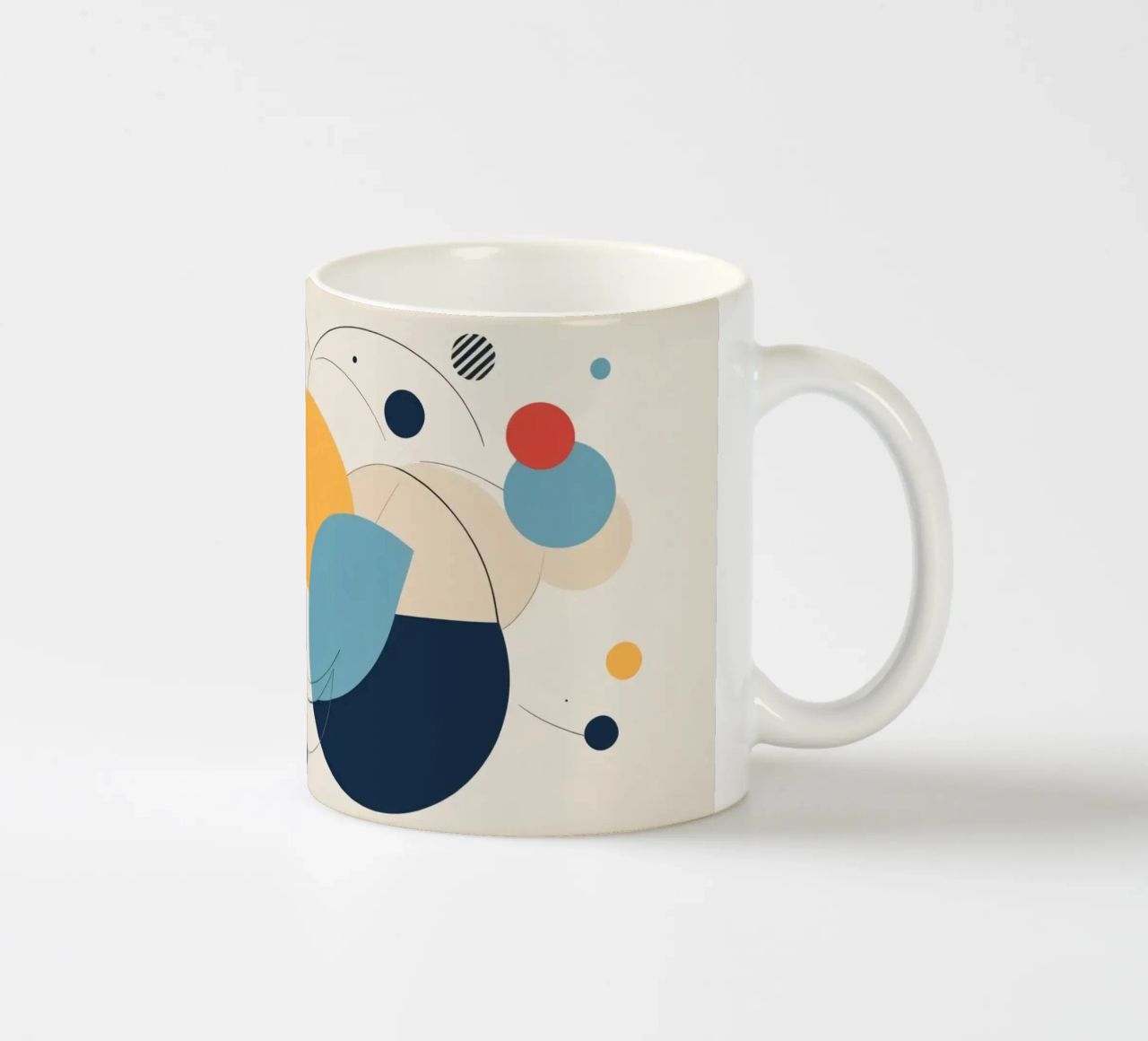 Forme geometriche astratte in colori caldi e freddi tazza in ceramica da DesignDoodle