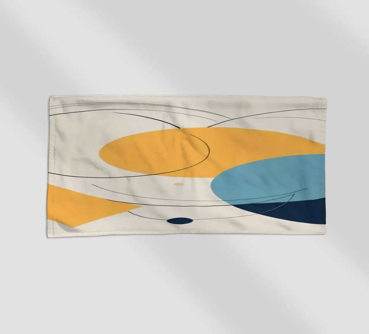 Abstracte geometrische vormen in warme en koele kleuren strandhanddoek van DesignDoodle