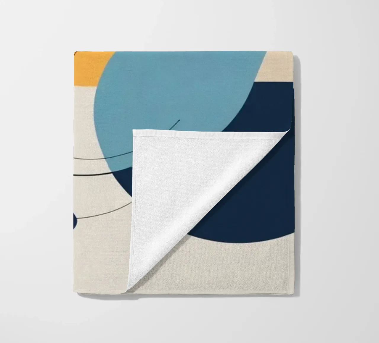 Forme geometriche astratte in colori caldi e freddi telo mare da DesignDoodle