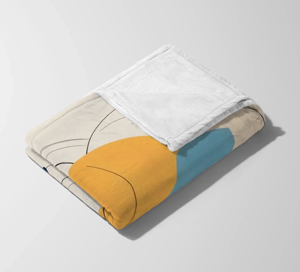 Forme geometriche astratte in colori caldi e freddi coperta in pile da DesignDoodle