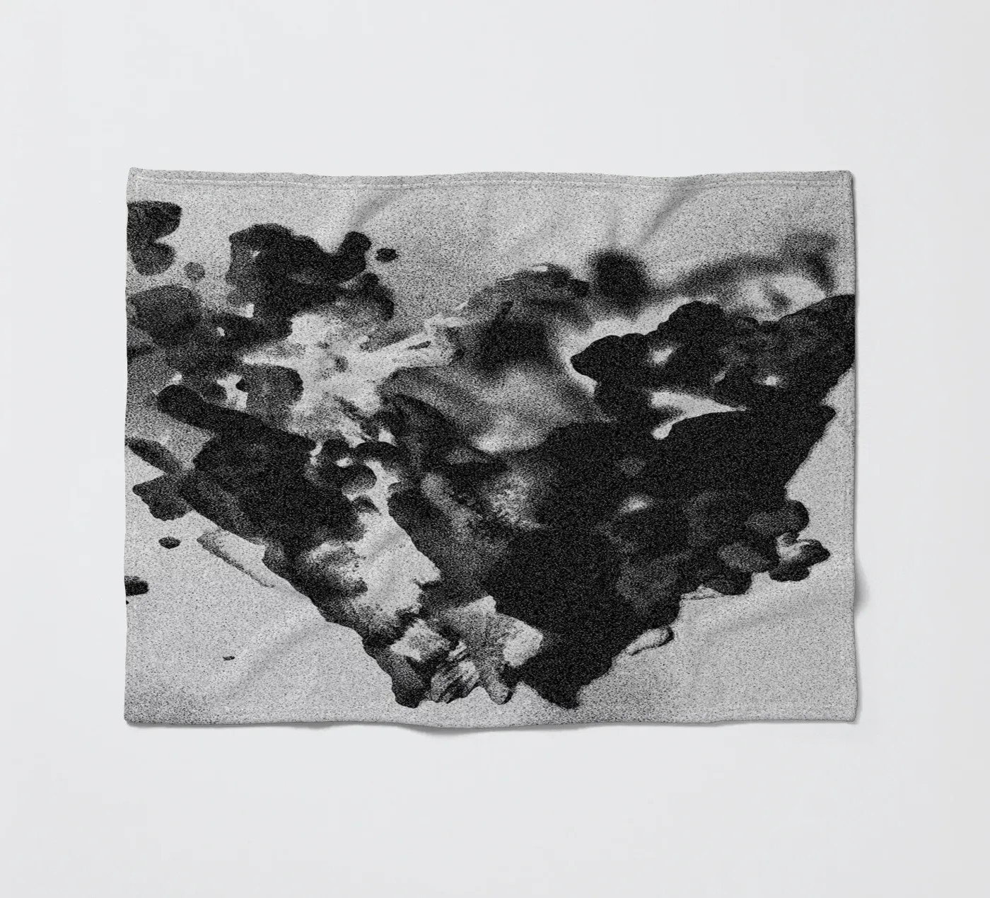 Solid Smoke fleecedeken van Khyati Trehan