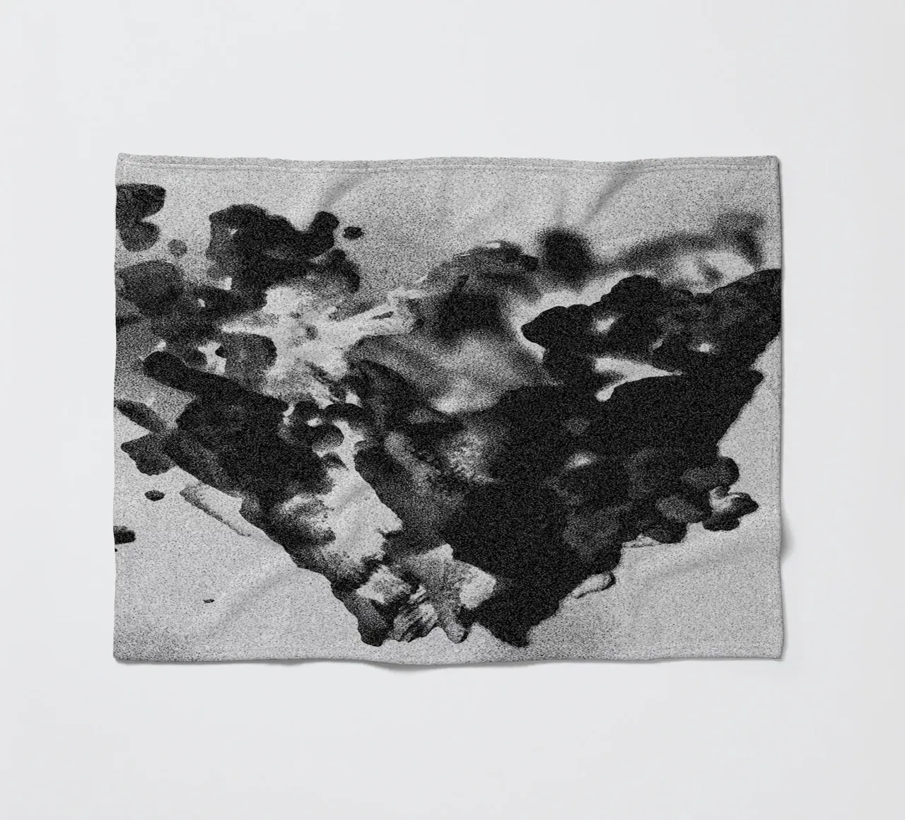 Solid Smoke Fleecedecke von Khyati Trehan