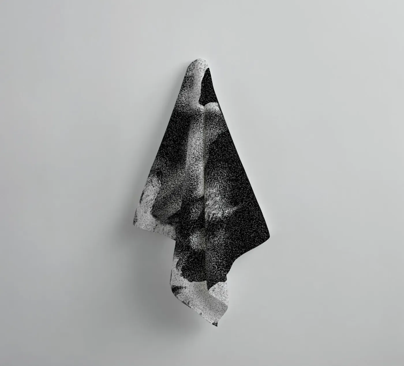 Solid Smoke Handtuch von Khyati Trehan