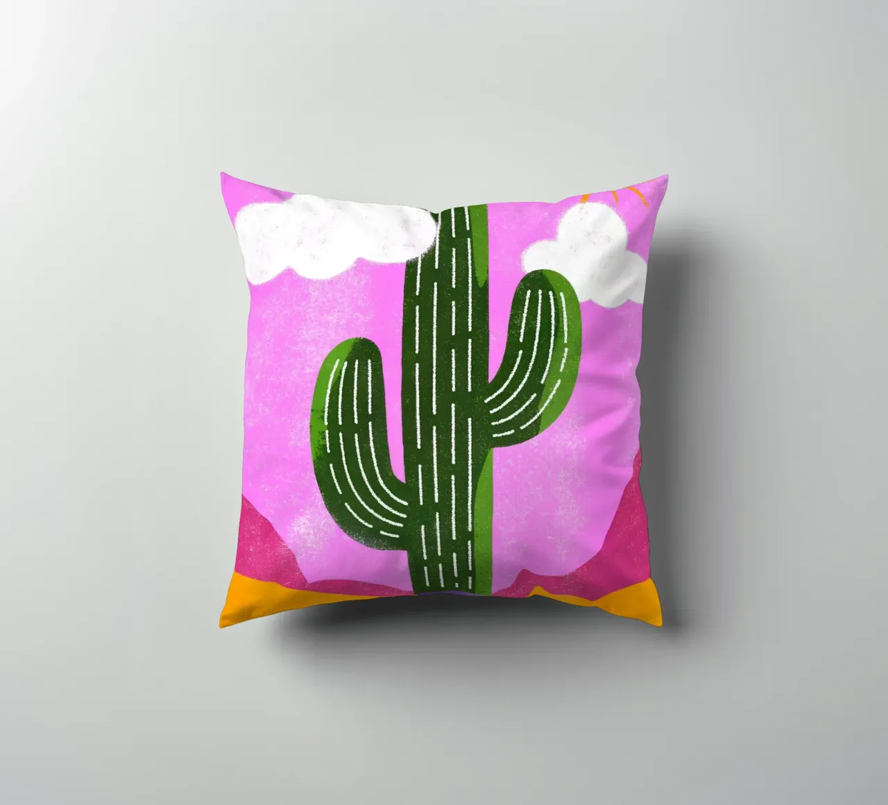 Cactus e sole Retro Pop cuscino da THE LATEST SHOP