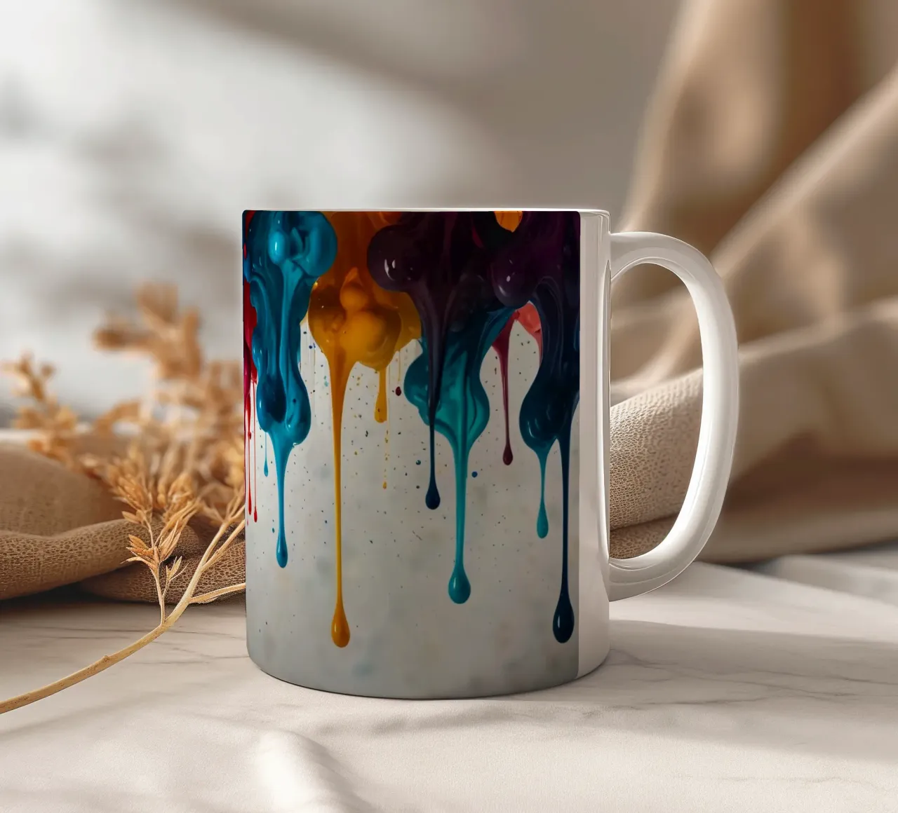 Gocce di vernice vibrante che scendono a cascata su una superficie bianca, creando un'atmosfera di grande effetto. tazza in ceramica da DesignDoodle