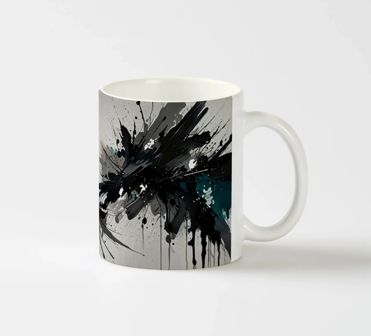 Oeuvre abstraite d'éclaboussures de noir de jais et de sarcelle sur un fond gris clair. mug en céramique de DesignDoodle