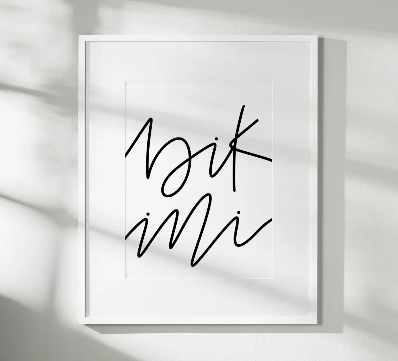 Bikini Poster Handlettering Typografie Schwarz Weiß Geschenk poster con telaio in alluminio da LIMITED EDITION LETTERS