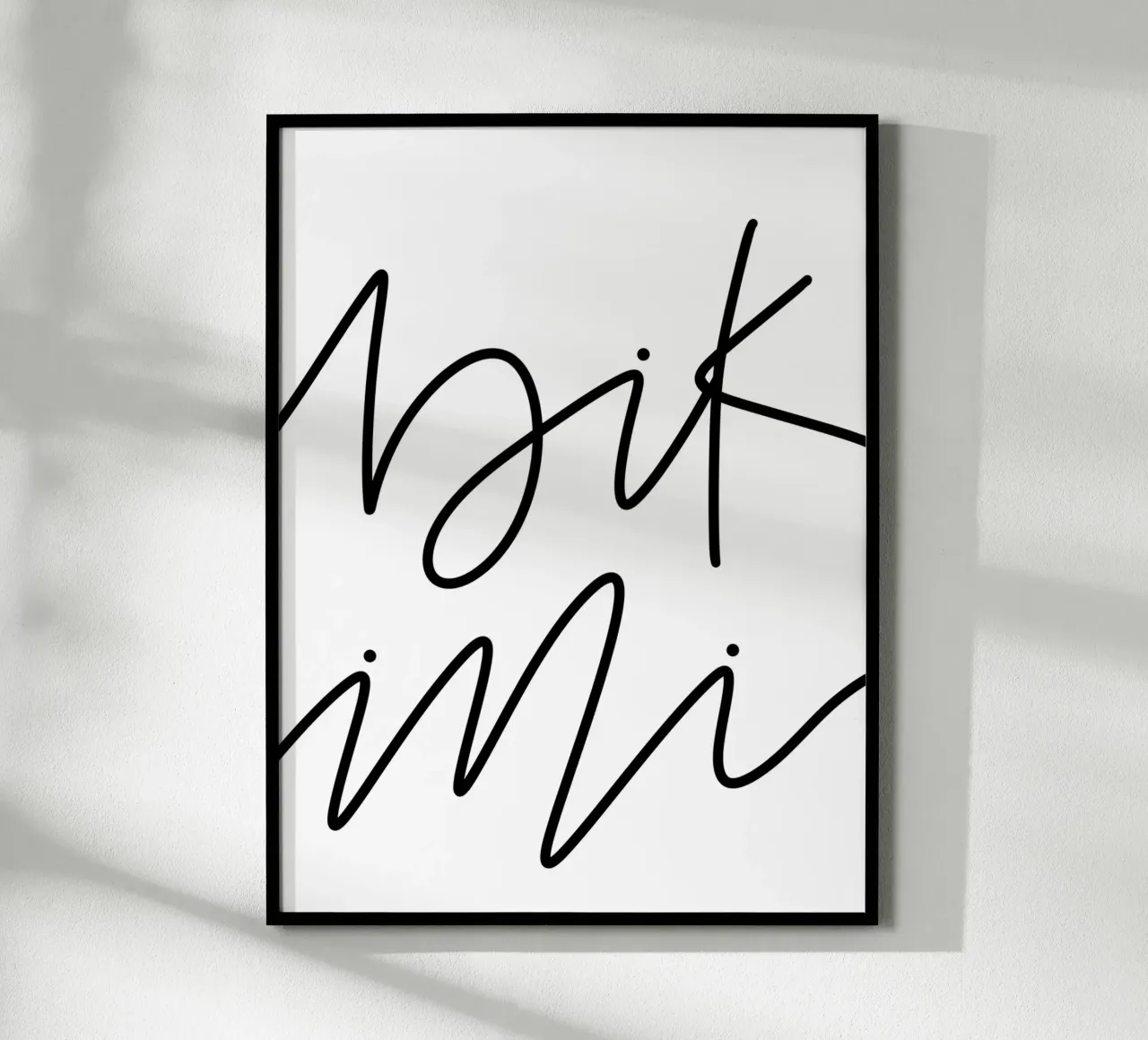 Bikini Poster Handlettering Typografie Schwarz Weiß Geschenk poster con telaio in alluminio da LIMITED EDITION LETTERS