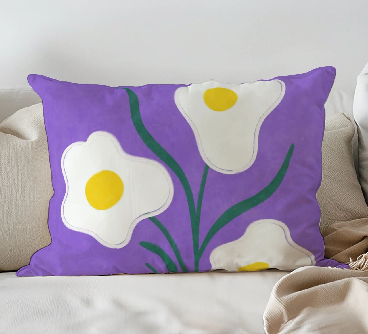 Spiegeleier Blumen Kissen von Illustration Raissa Oltmanns