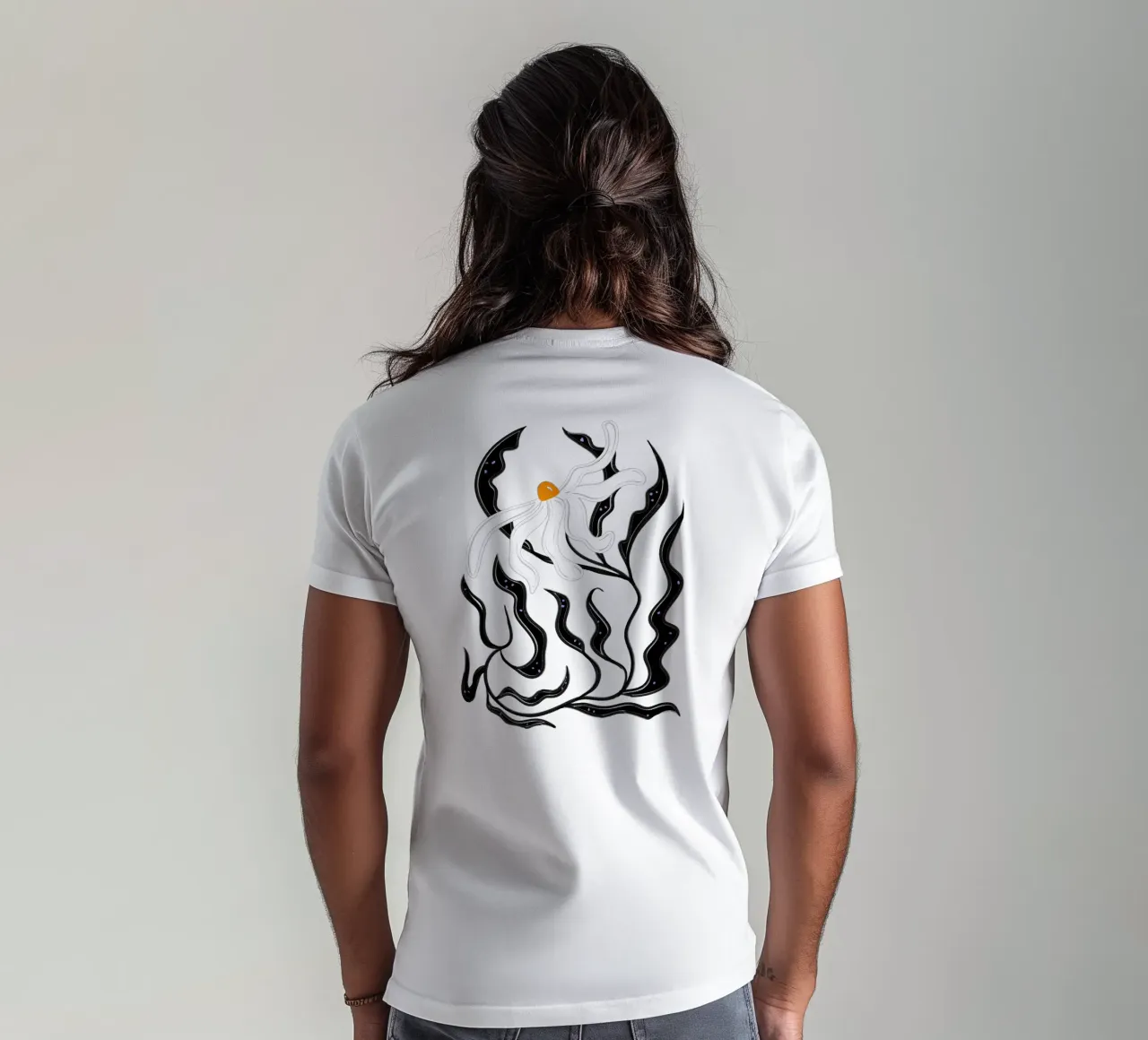 Abstract white Flower t-shirt da Illustration Raissa Oltmanns