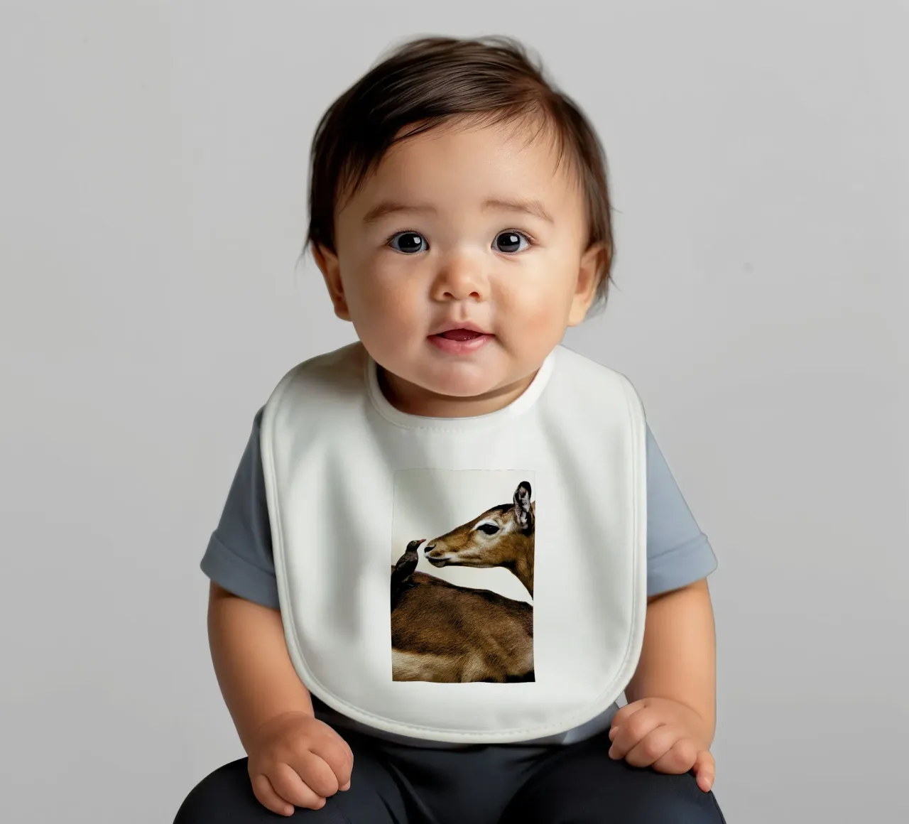 Encounter baby bib by Natural Kingdom