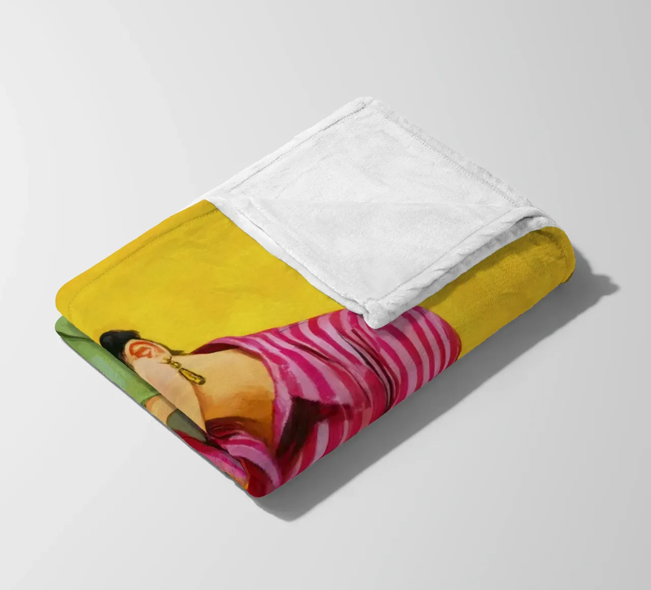 Ragazza bohémien con strisce e fiocco rosso e colore giallo retrò coperta in pile da Modern Muse