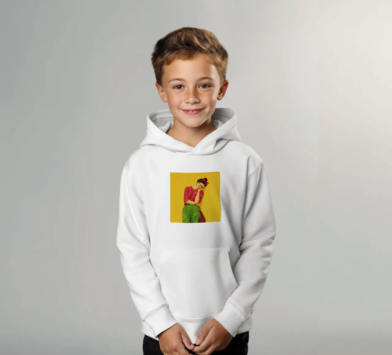Ragazza messicana alla moda con camicia a righe su giallo felpa bambino con cappuccio da Modern Muse