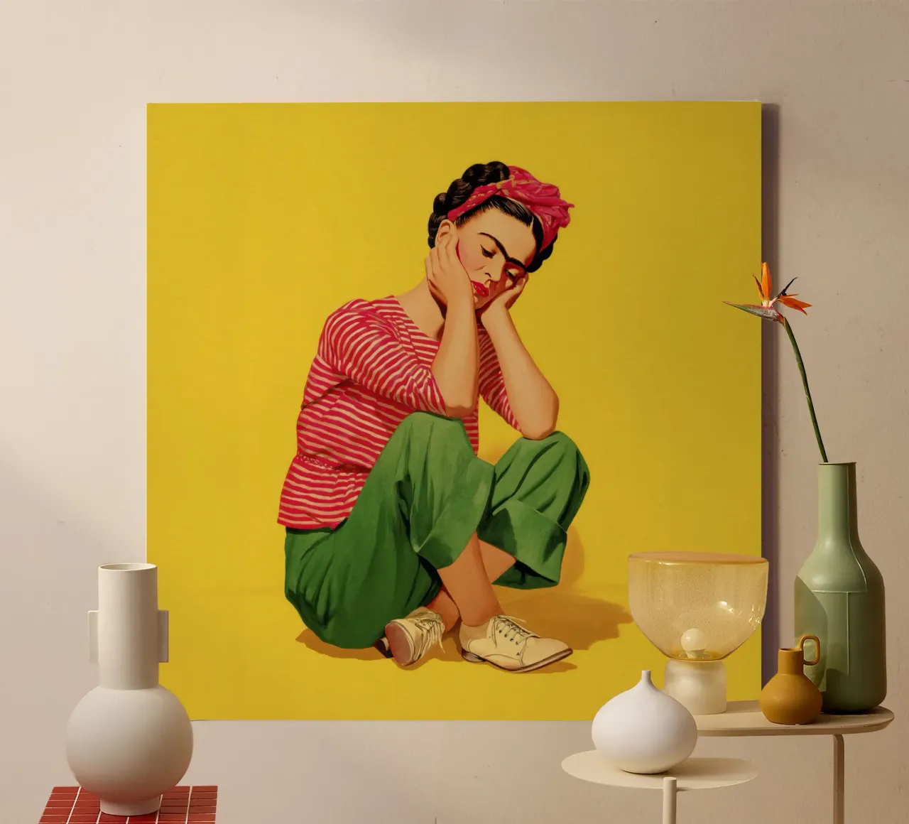 Ragazza messicana a righe con fiocco, opera d'arte retrò di tendenza tela con Cornice a cassetta da Modern Muse