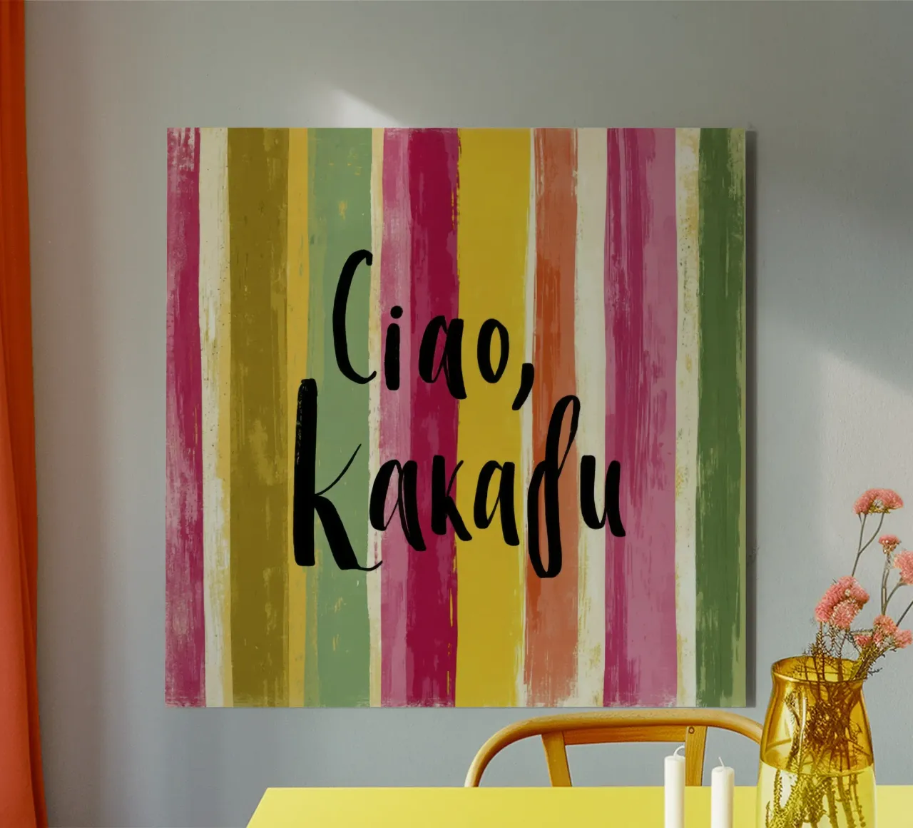 Ciao Kakadu: tipografia in grassetto su strisce colorate retrò alluminio dibond da Modern Muse