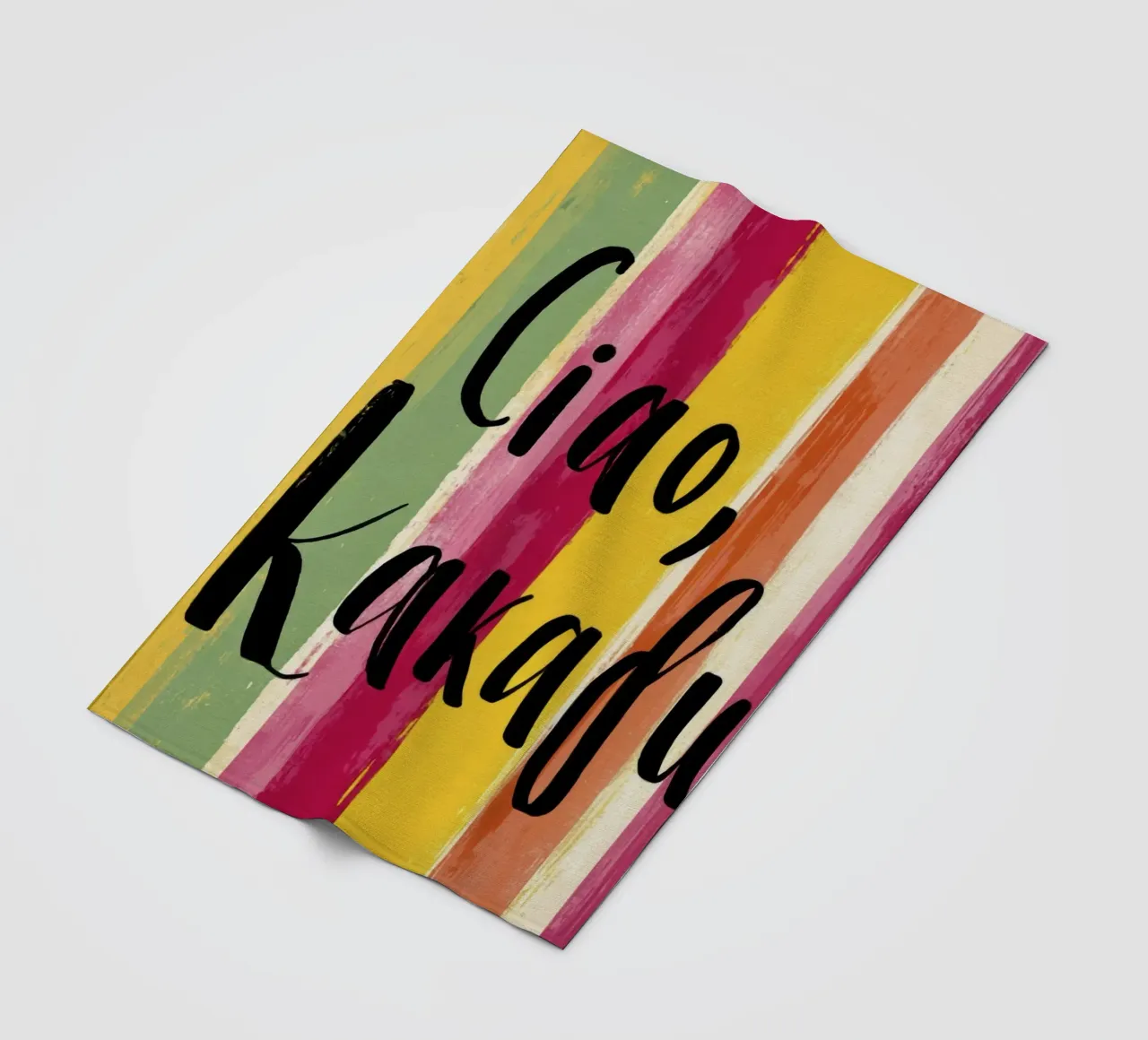 Ciao Kakadu: tipografia in grassetto su strisce colorate retrò coperta in pile da Modern Muse