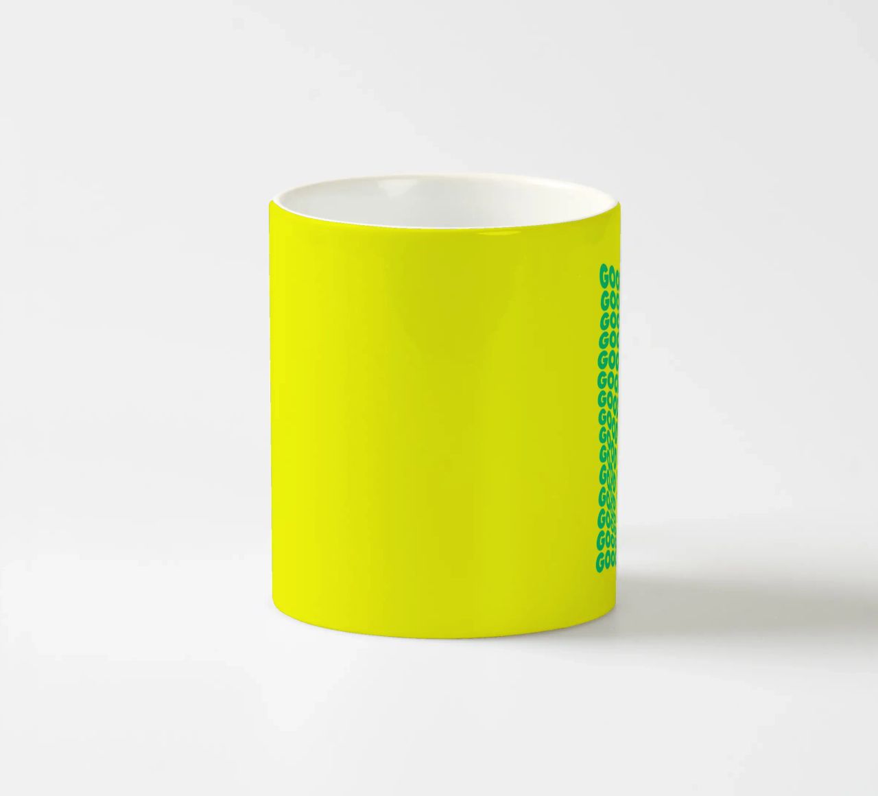 Good Vibes Only Typographie ondulée imprimée en vert et jaune mug en céramique de THE MOTIVATED TYPE