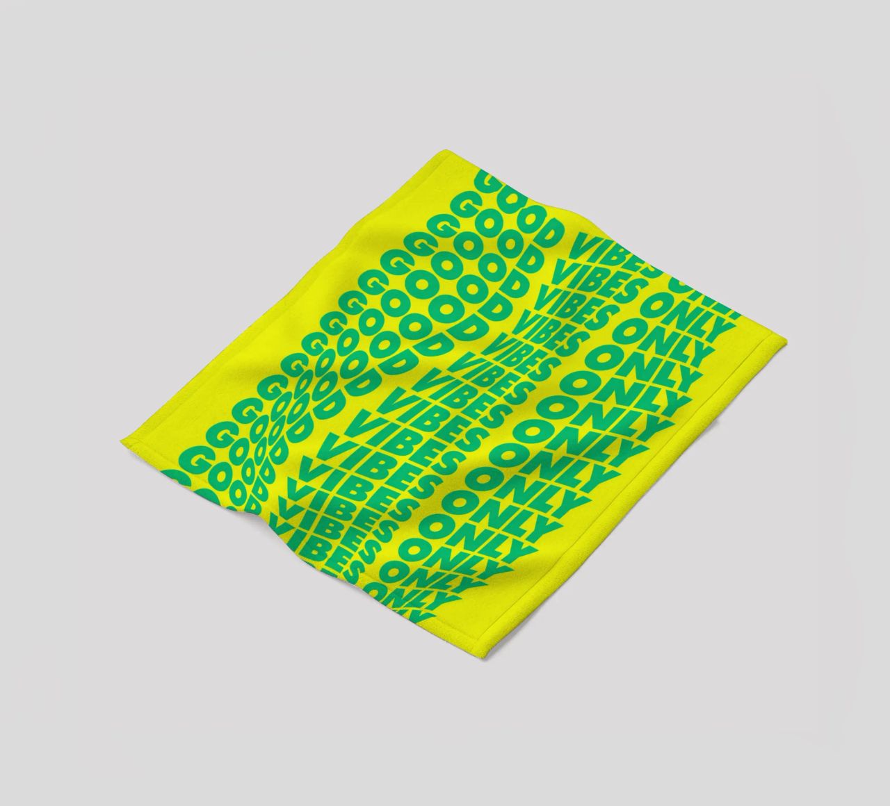 Good Vibes Only Typographie ondulée imprimée en vert et jaune plaid polaire de THE MOTIVATED TYPE