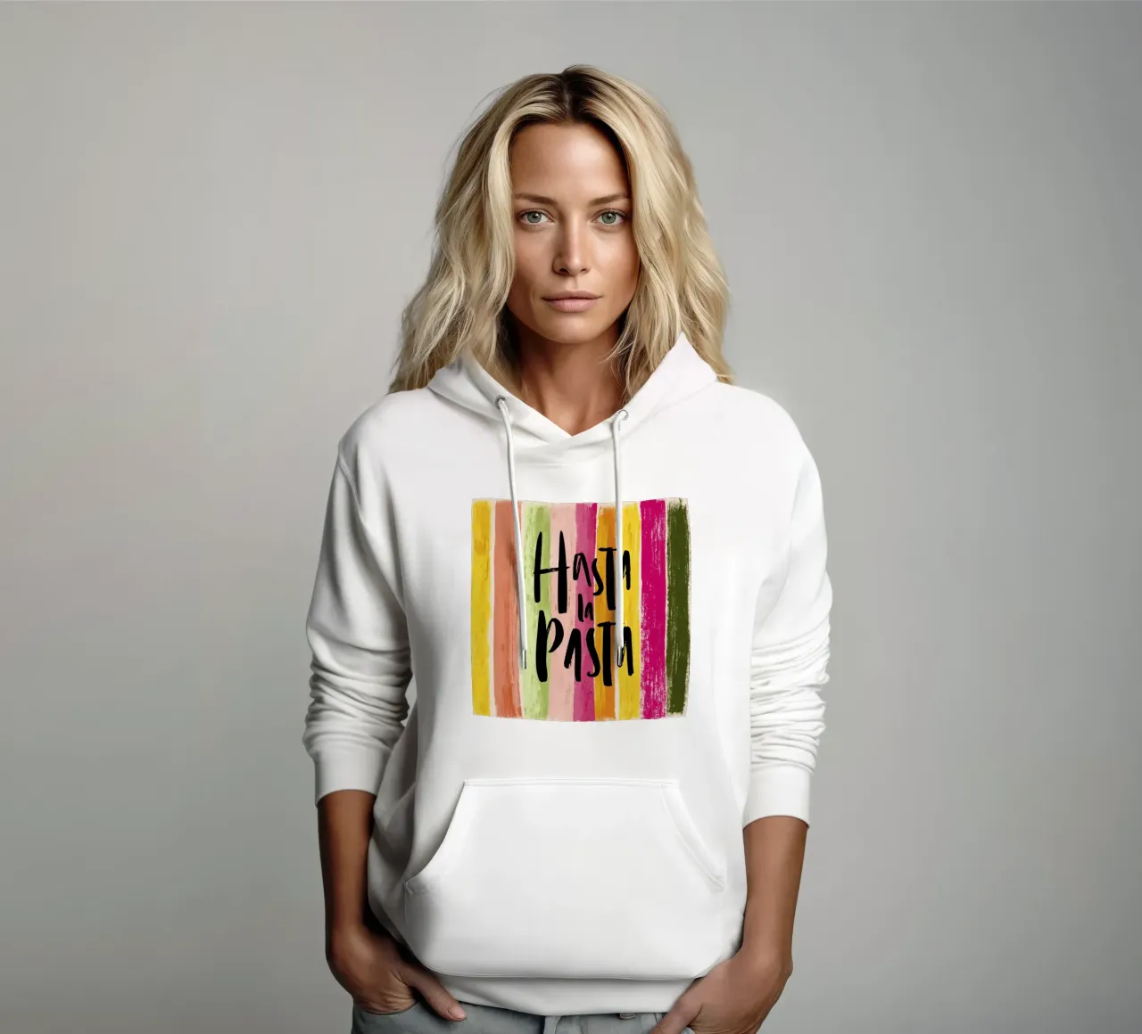 Hasta la Pasta: tipografia in grassetto su strisce retrò felpa con cappuccio da Modern Muse