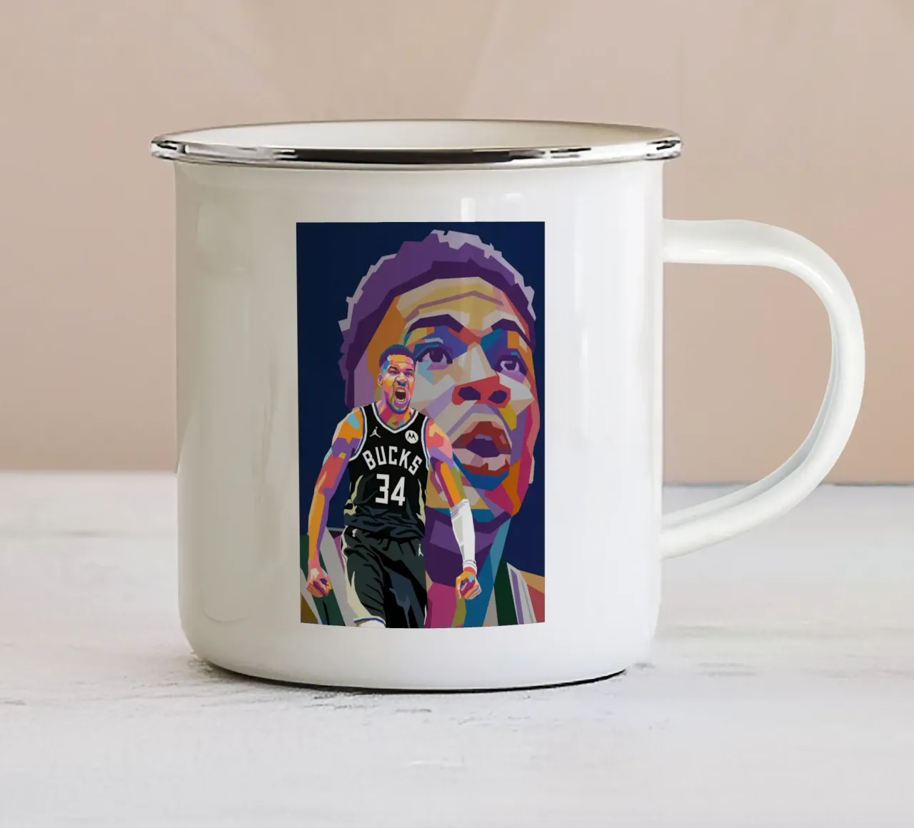 Ritratto pop art di Giannis Antetokounmpo tazza in smalto da Hantamrata