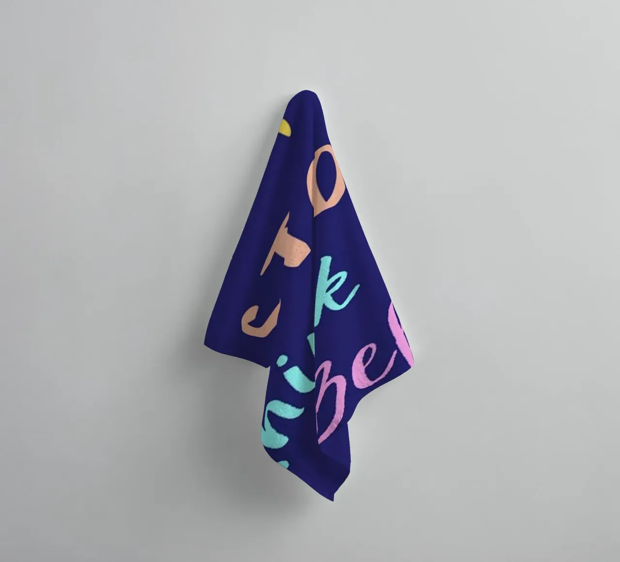 Message Art | Stop Think Before You Act Druck Handtuch von NorwesClub