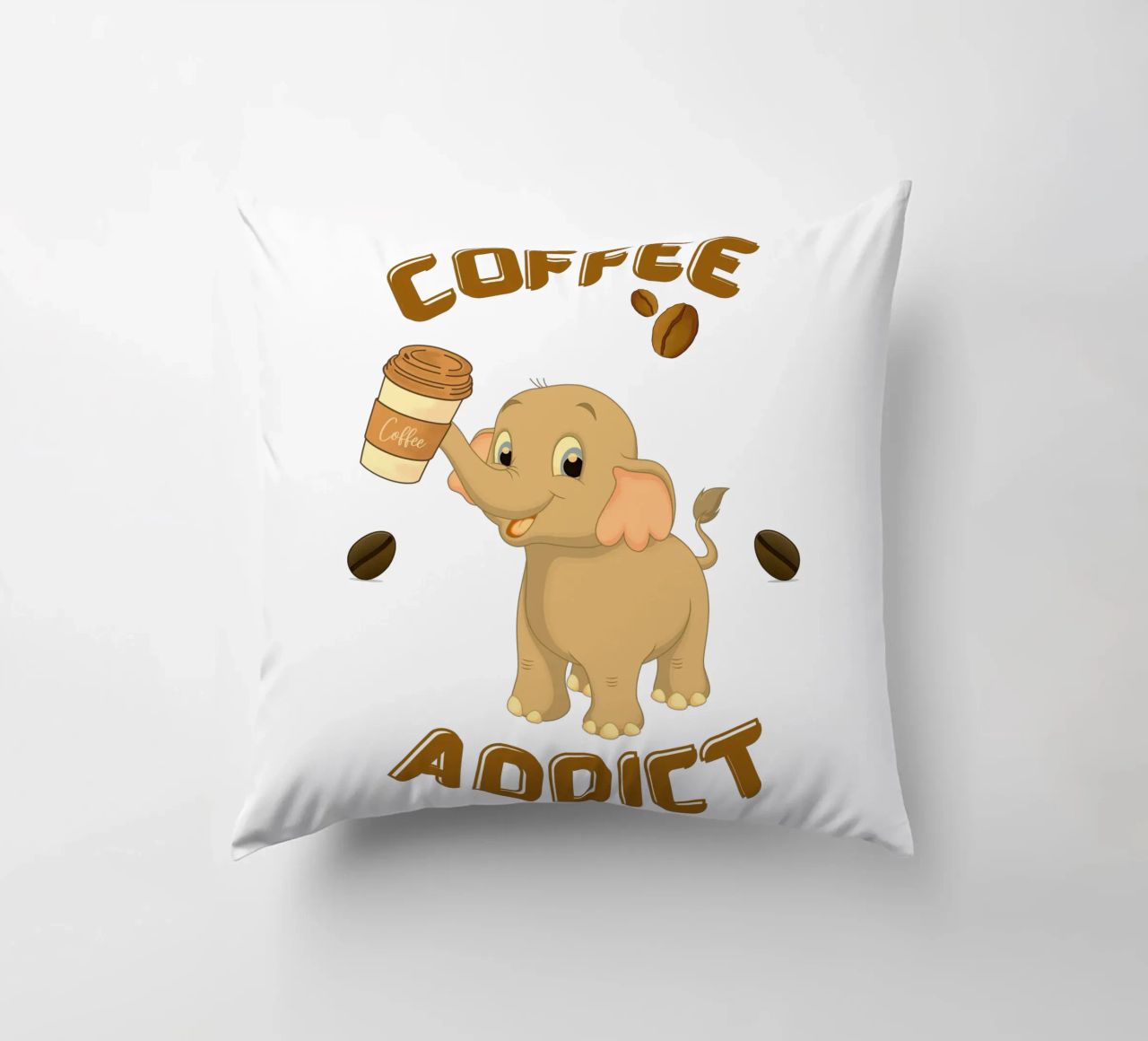 Tazza da caffè con elefante che tiene in mano una tazza da caffè cuscino da Cold Wild