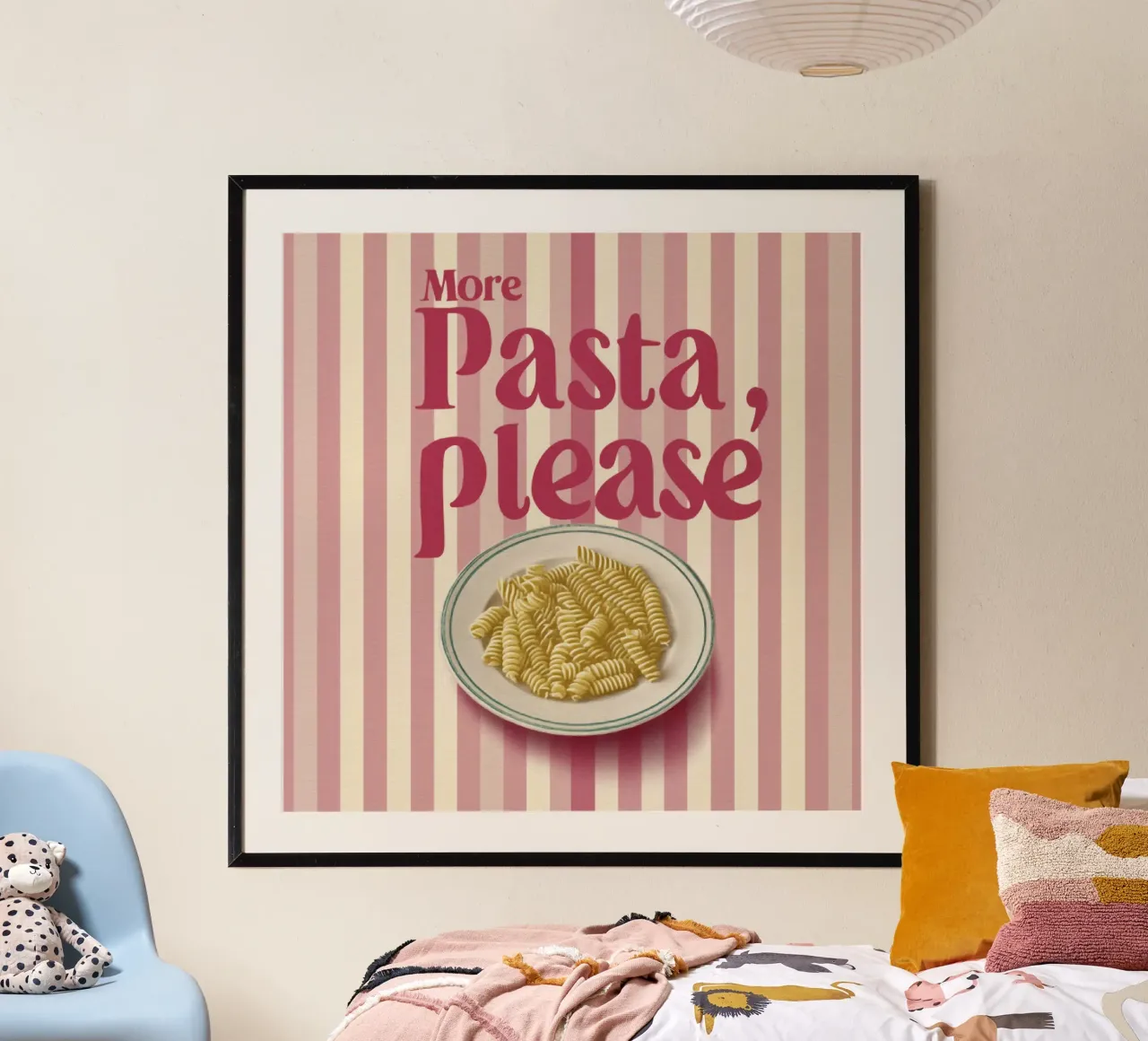Più pasta per favore in tipografia stile anni '50 su strisce rosa poster con telaio in plastica da Modern Muse