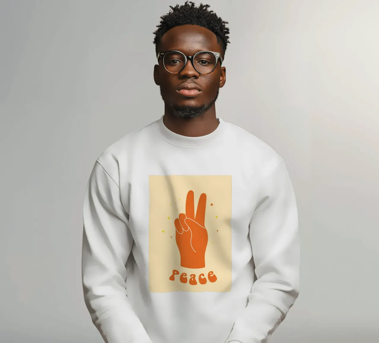 Groovy Graphic Design | Peace Sign Hand Print Sweatshirt von NorwesClub