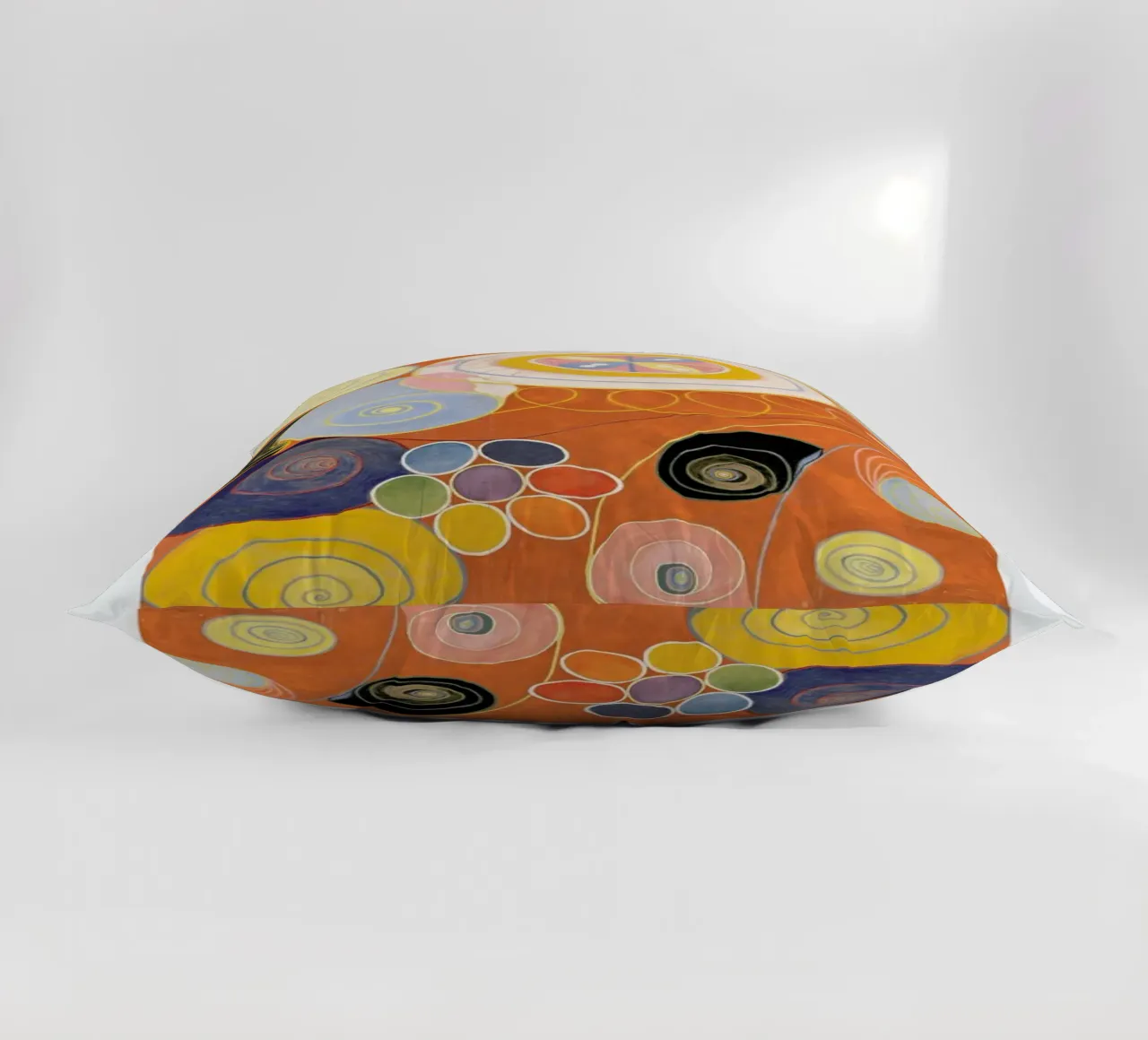 Hilma af Klint - They Tens Mainstay IV II cuscino da Vintage by JUNIQE