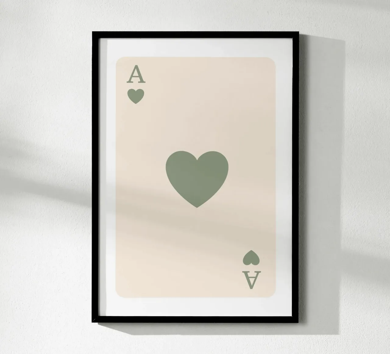 Minimalistische saliegroene harten aas print | kunst poster met aluminium frame van NorwesClub