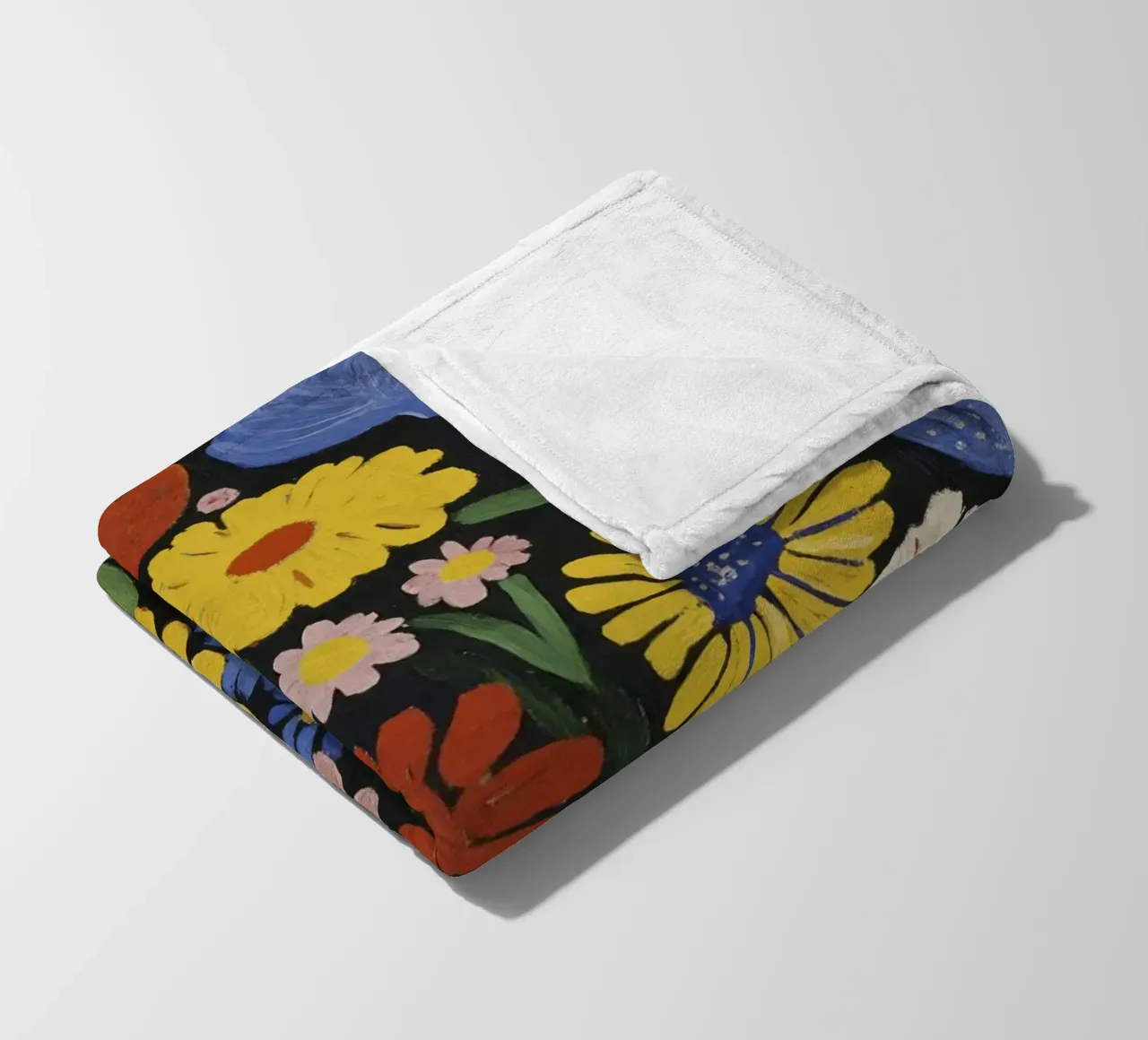 Bunte Matisse-inspirierte florale Formen auf schwarzem Hintergrund Fleecedecke von Modern Muse