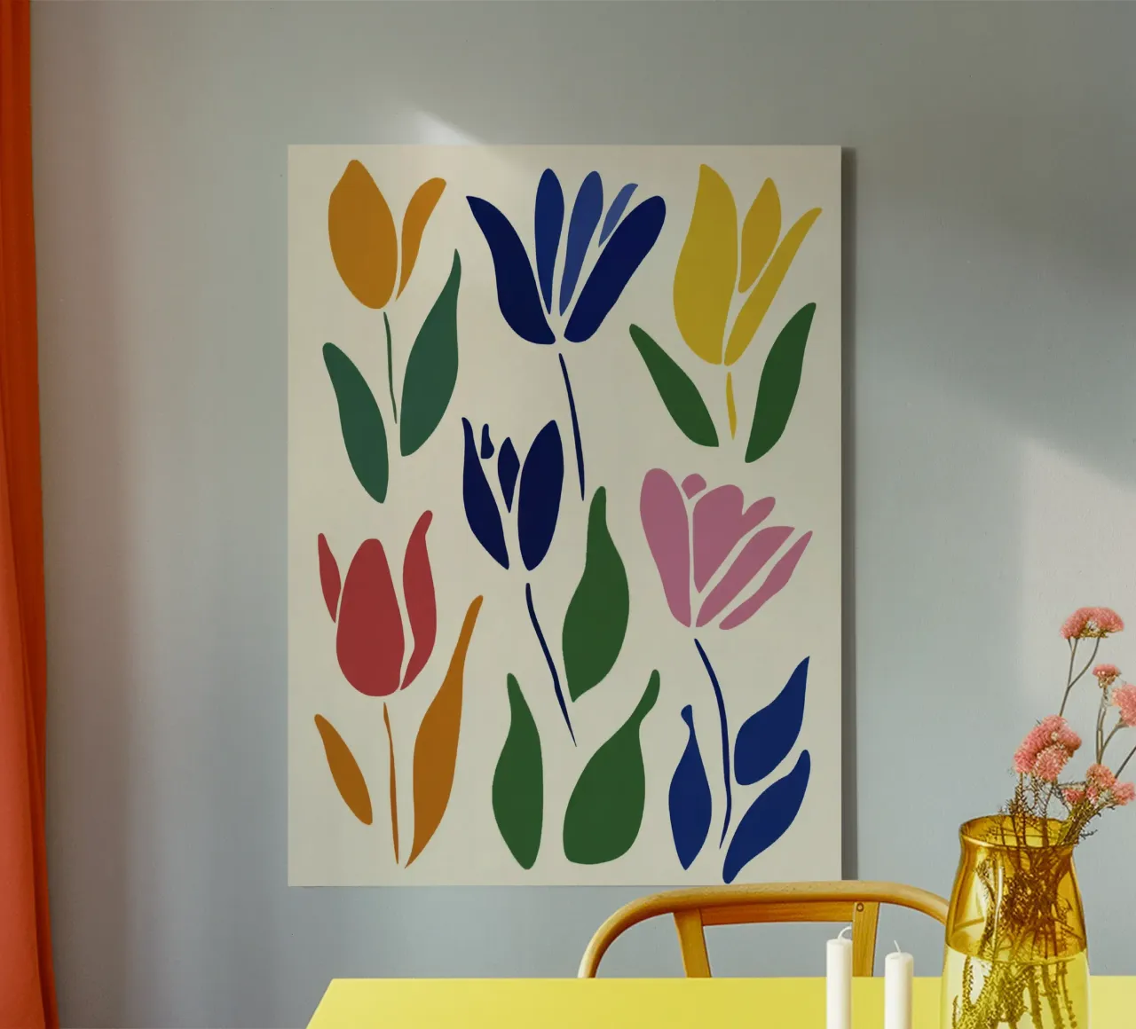 Tulipani colorati e audaci in stile midcentury ispirato a Matisse tela con Cornice a cassetta da Modern Muse