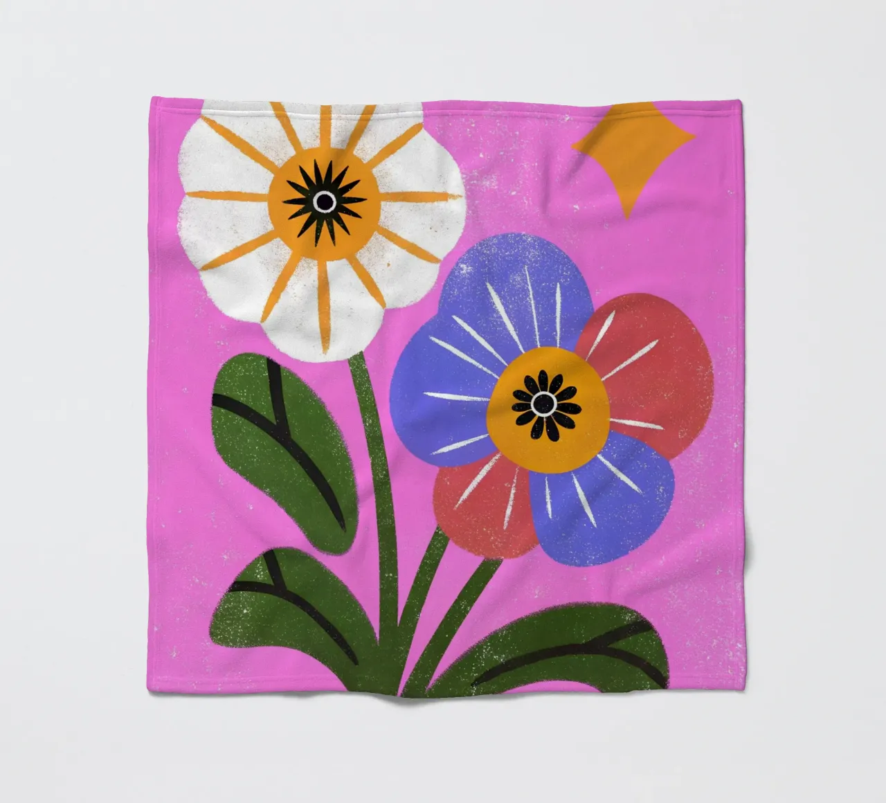 Fiori retrò pop coperta in pile da THE LATEST SHOP