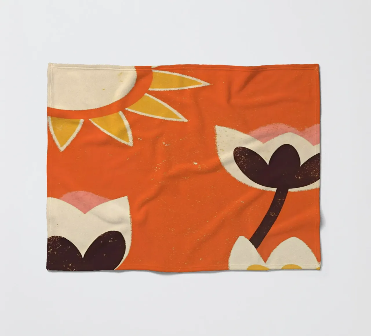 Fiori retrò pop coperta in pile da THE LATEST SHOP