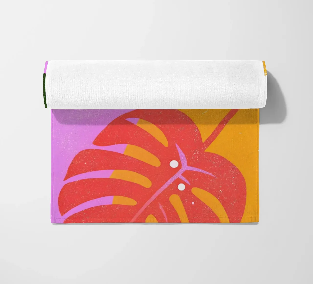 Monstera Retro Pop Flower telo mare da THE LATEST SHOP