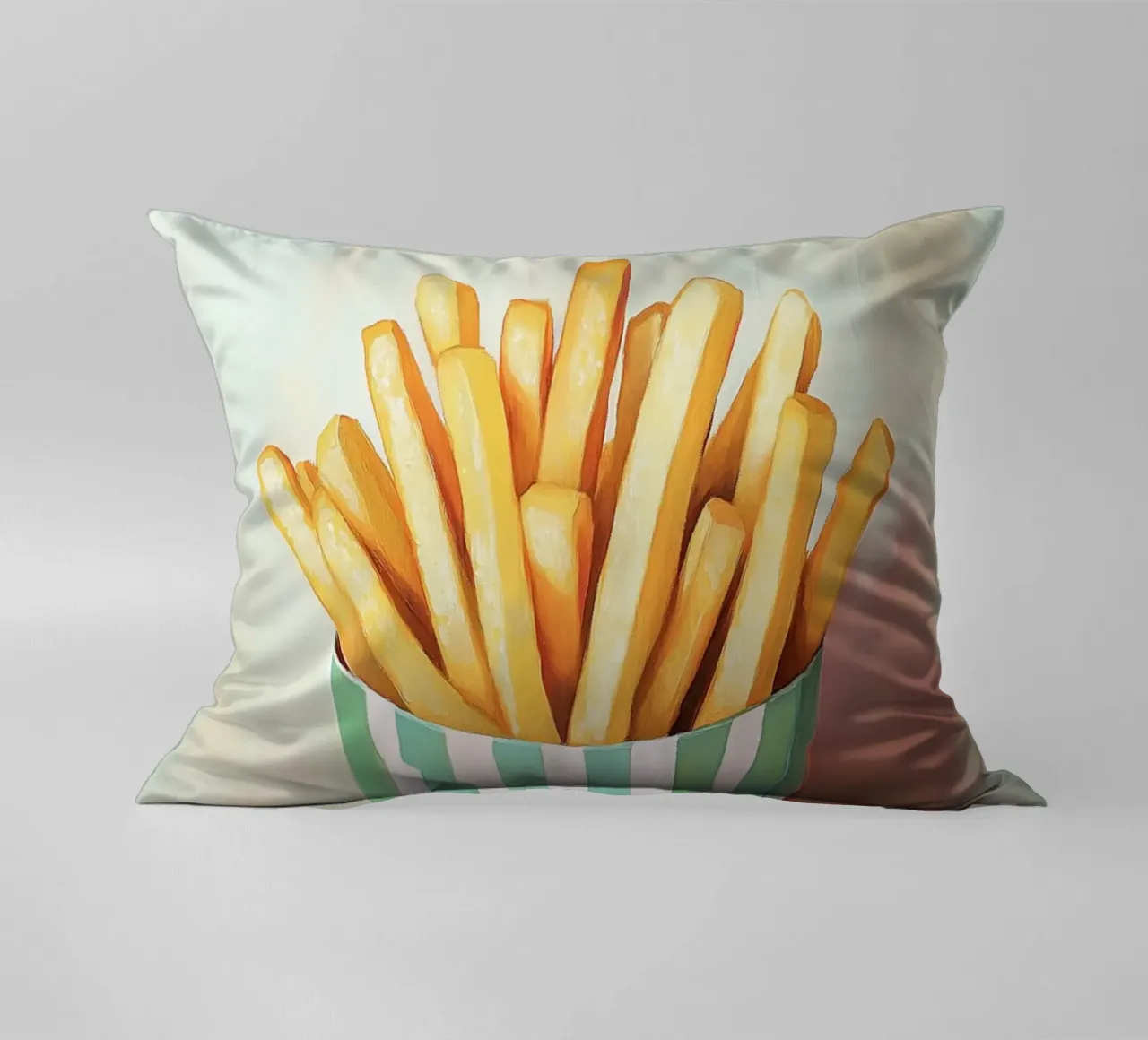 Frische Retro Pommes, grüne Streifen Kissen von Carinaprint