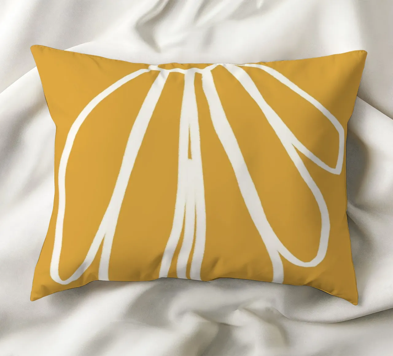 Minimal Flora - daisy yellow cuscino da Gale Switzer