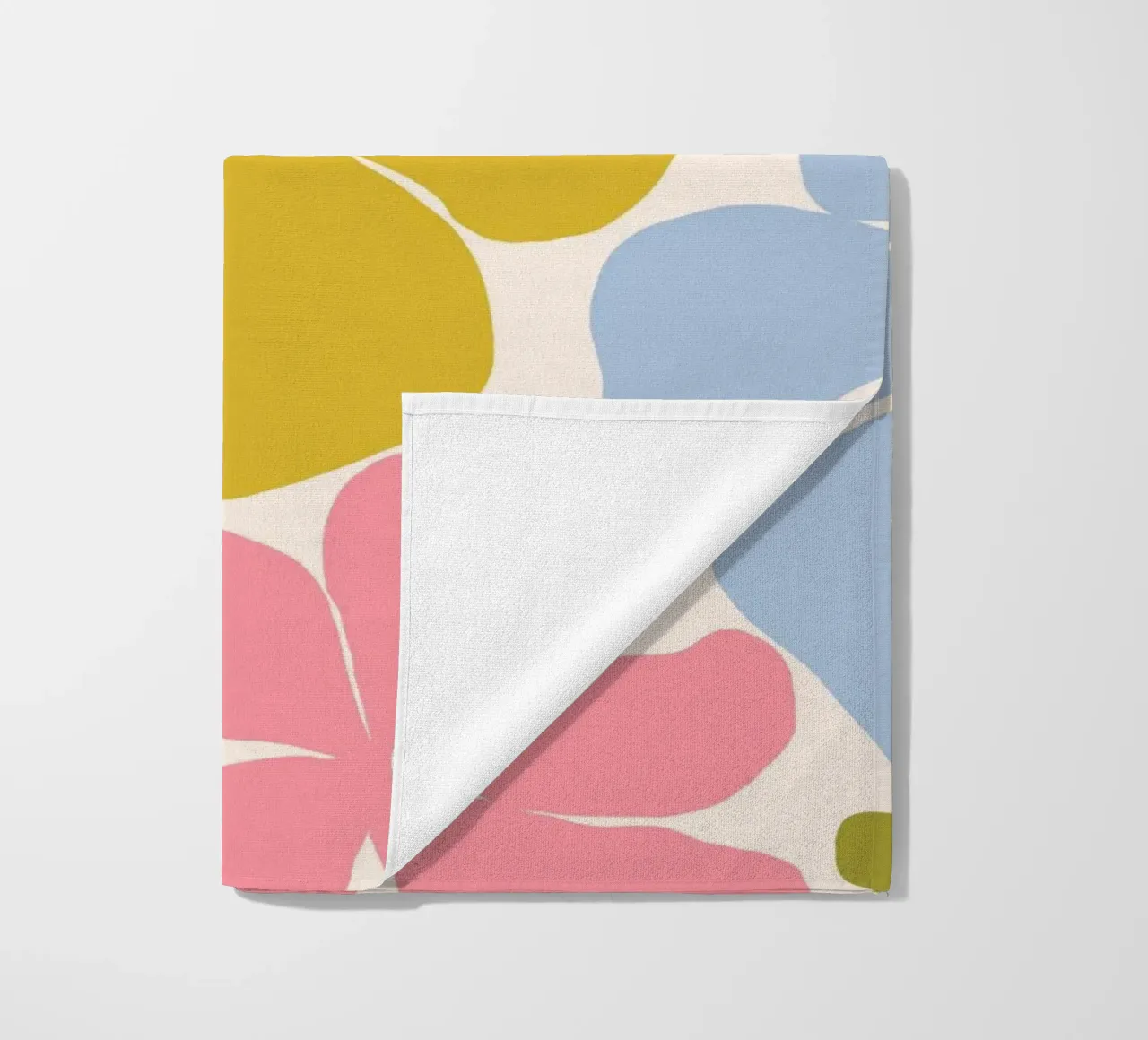Carefree Blooms - check telo mare da Gale Switzer