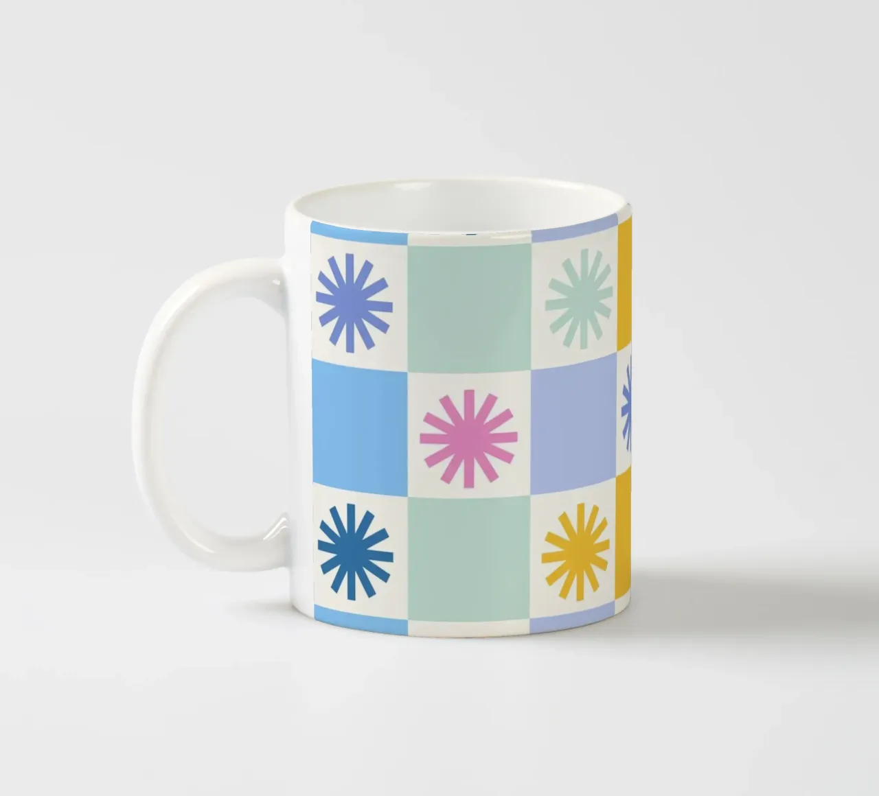 Check mate - sunshine tazza in ceramica da Gale Switzer