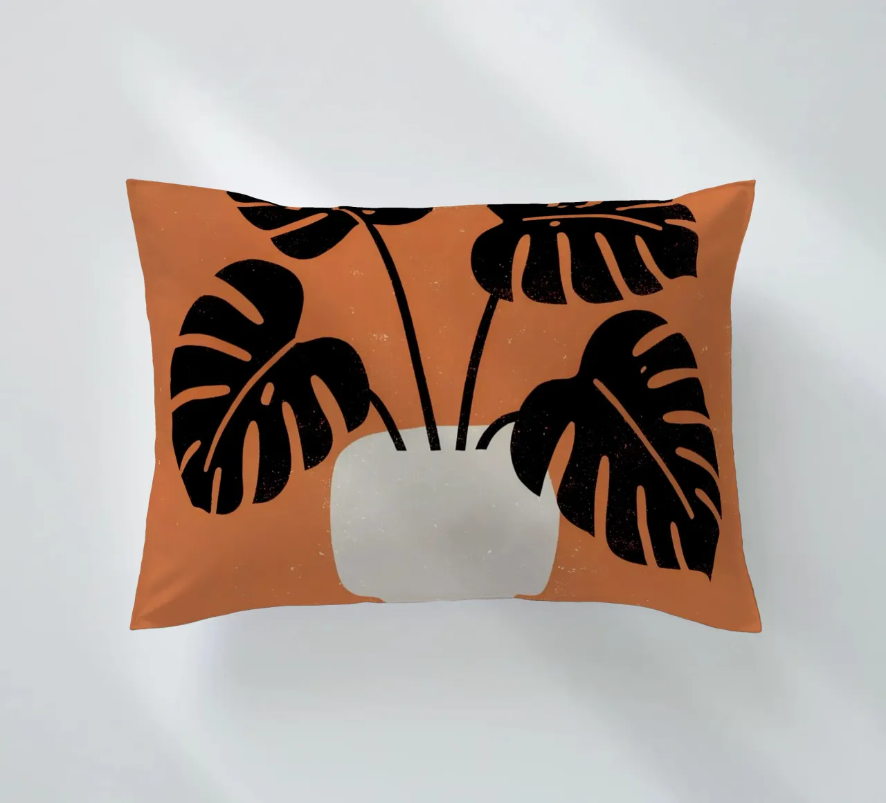 Monstera Retro Pop Flower cuscino da THE LATEST SHOP