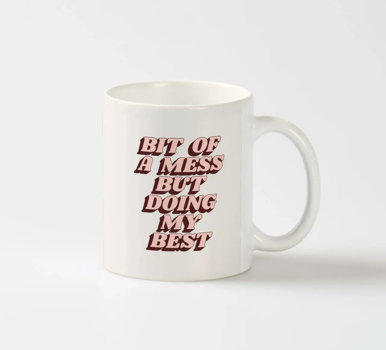 Ein bisschen chaotisch, aber ich gebe mein Bestes Humorvolle Typografie Druck Keramik Tasse von THE MOTIVATED TYPE