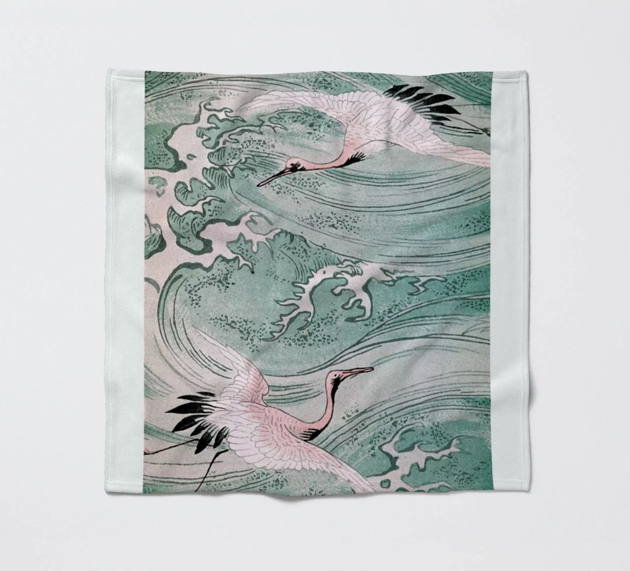 Cranes & Waves Fleecedecke von Flora & Fauna