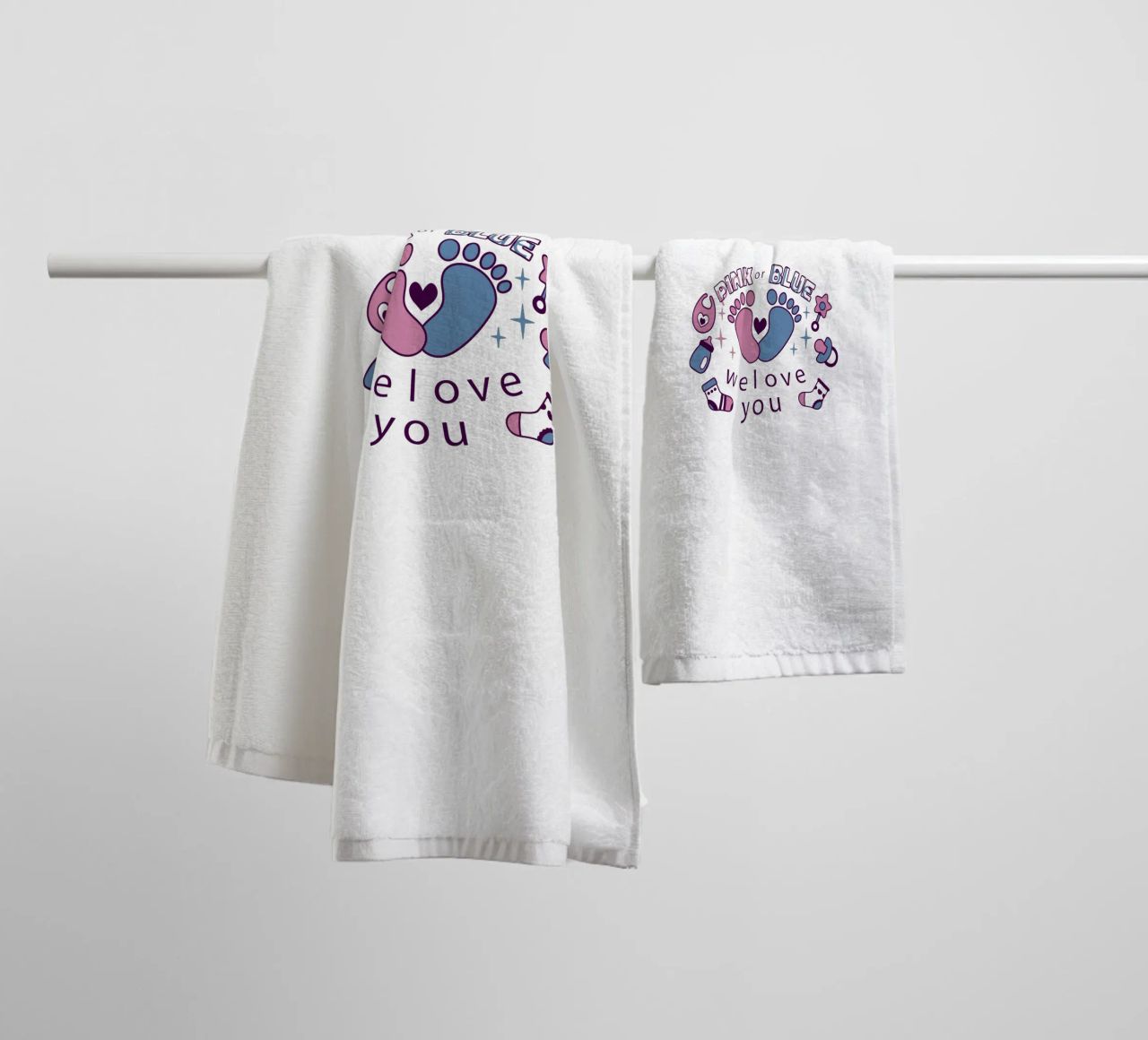 Rosa o blu asciugamano da bagno da BABY ART PRINTS