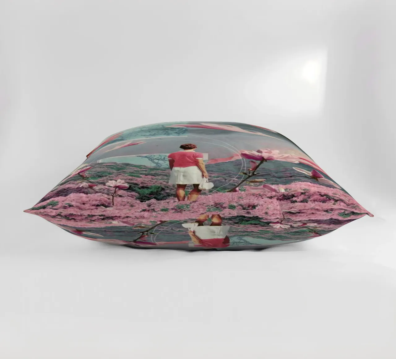 Trying To Accept The Distance cuscino da Frank Moth