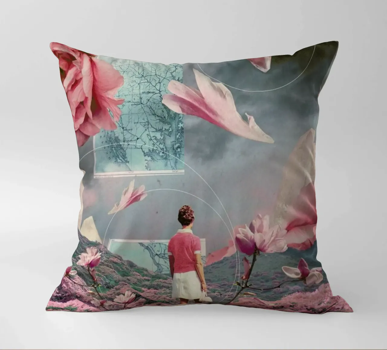 Trying To Accept The Distance cuscino da Frank Moth