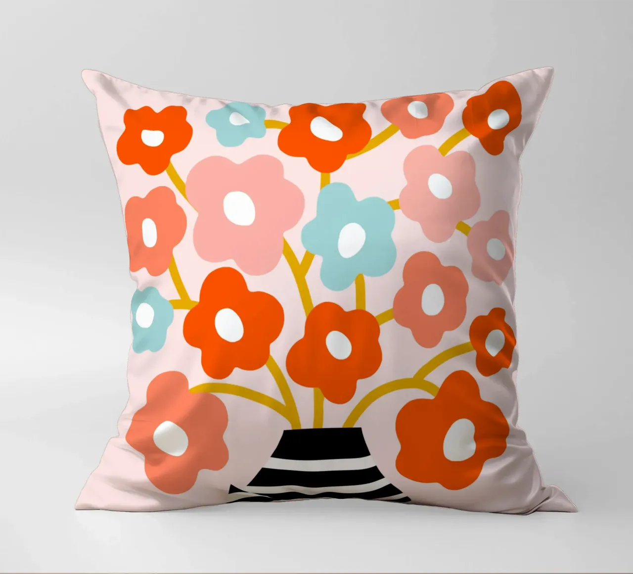 Minimal Blooms in Gestreepte Zwarte Vaas - Perzik & Aqua Accenten kussen van Dominique Vari